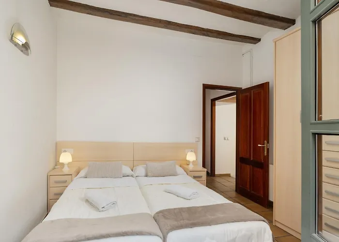 Francesc Samso, شقة