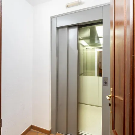 Francesc Samso, Appartamento Girona